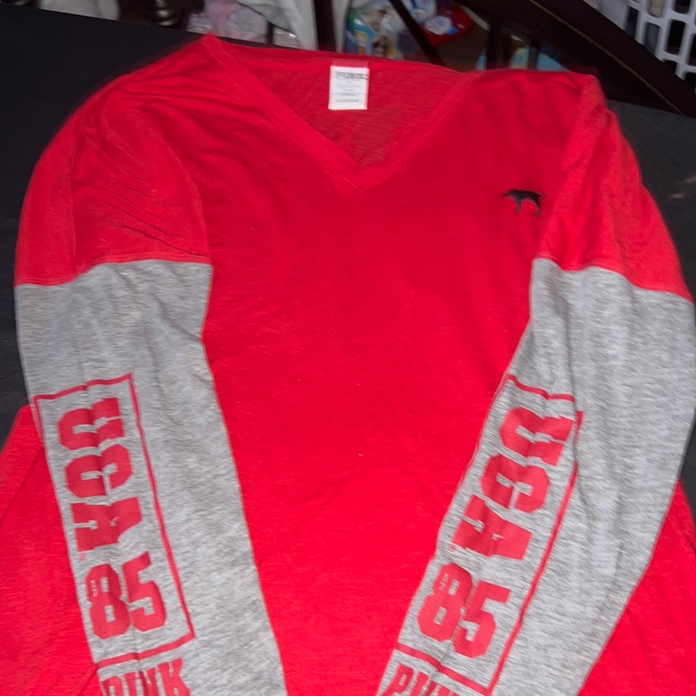 A long sleeve shirt